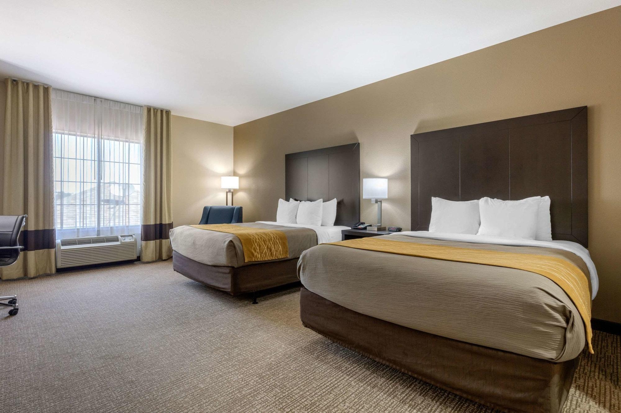 Comfort Inn & Suites North Little Rock Mccain Mall מראה חיצוני תמונה
