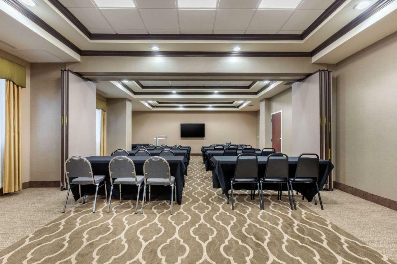 Comfort Inn & Suites North Little Rock Mccain Mall מראה חיצוני תמונה